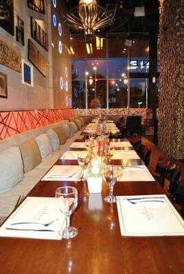 Teenine Restaurant & Lounge - Indosurya Plaza