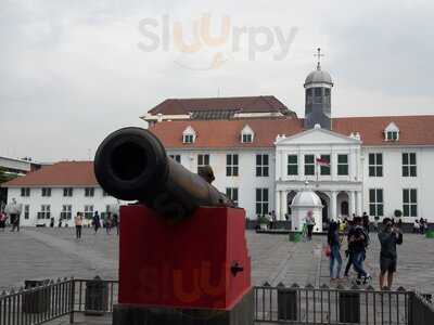 Warung Kota Tua