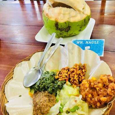 Warung Nauli