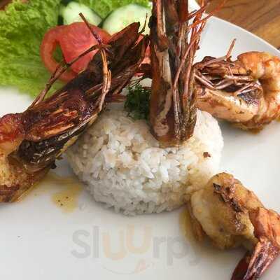 Surf & Turf Bar & Grill