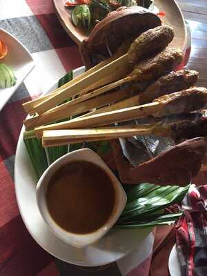 Pencar Authentic Balinese & Seafood Grill