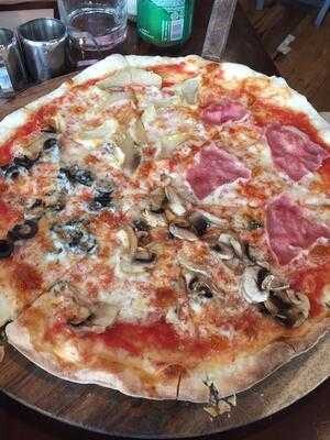 Trattoria Pondok Indah