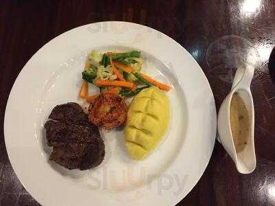 Chef's Table Restaurant