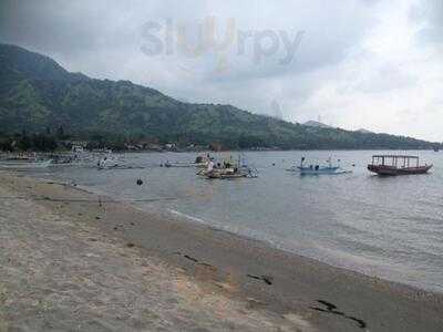 Pinda Beach Restaurant