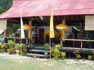 Pinda Beach Restaurant