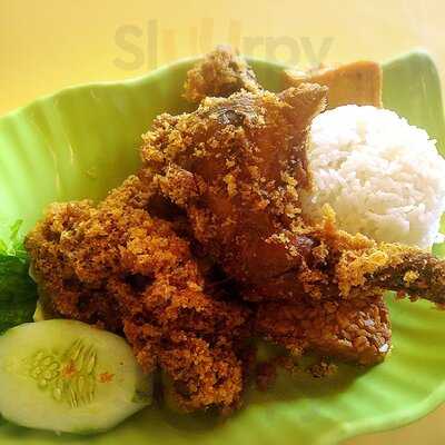 Ayam Kremes Kraton