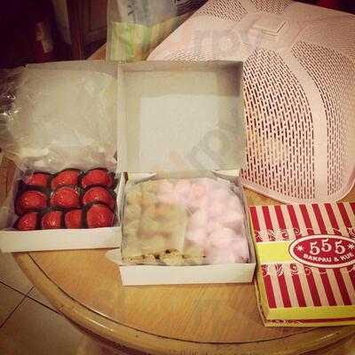 Bakpau & Kue 555