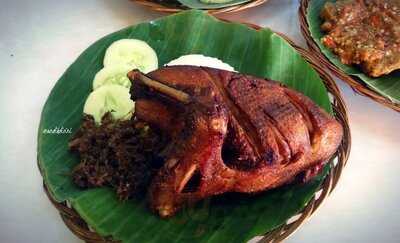 Bebek Ireng Suroboyo Cak Baz