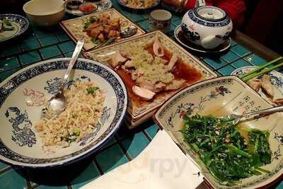 Fook Yew Shanghai Bistro And Bubble Tea Lab