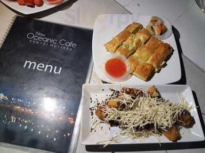 Oceanic Cafe