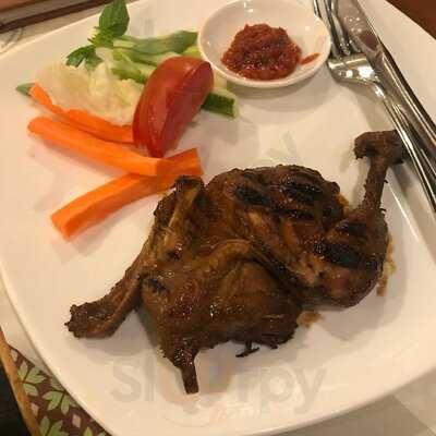 Roemah Rempah Kuliner Plaza Senayan