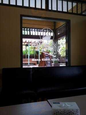 Starbucks - Dunia Fantasi