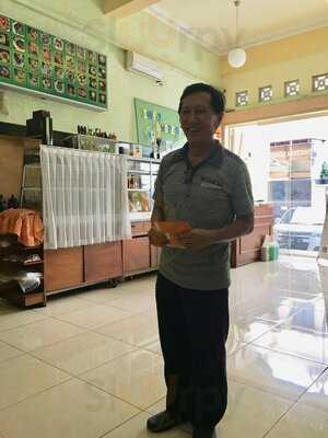 Ha Ha Vegetarian Resto