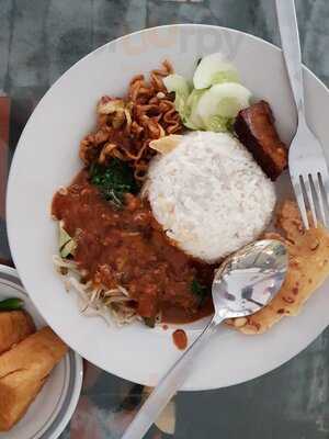 Nglaras Rasa Restoran