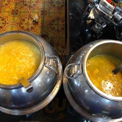 Nglaras Rasa Restoran