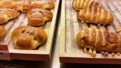 Golden Egg Tart Bakery