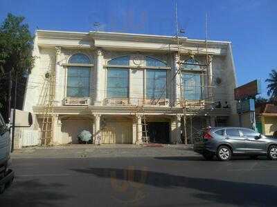 Runtono Restaurant Karaoke