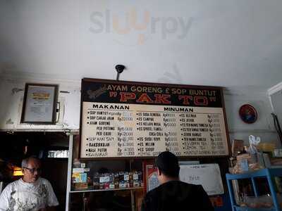 Ayam Goreng & Sop Buntut Pak To