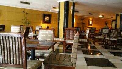 Tropicana Cafe & Resto