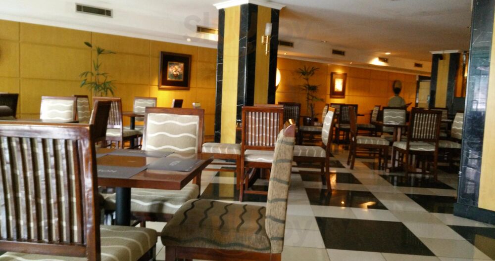 Tropicana Cafe & Resto