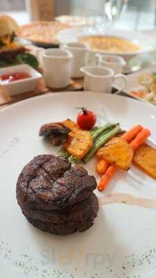 Riva Grill Bar & Terrace