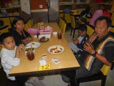 Rm Ayam Penyet Pak Tjomot