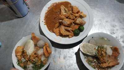 Batagor & Baso Cuanki