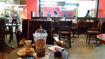 J.co Donuts & Coffee - Mal Artha Gading