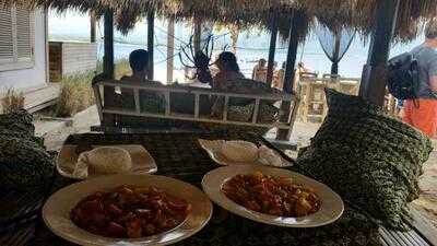 Paradiso Beach Bar And Cafe