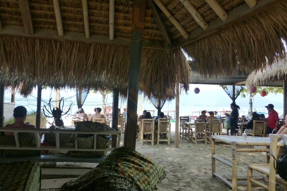 Paradiso Beach Bar And Cafe
