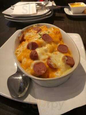 Pizza Hut - Pasaraya Blok M