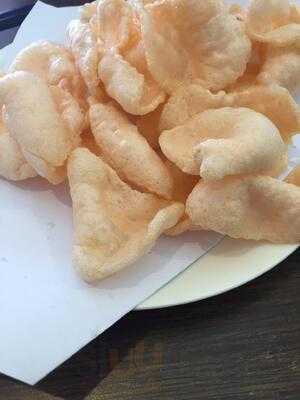 Bintang Ramen Factory & Cafe