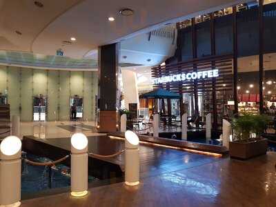 Starbucks - Pacific Place