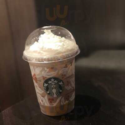 Starbucks - Pacific Place