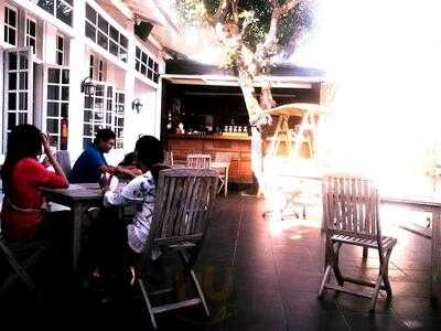 Mary Anne's Ice Cream & Resto