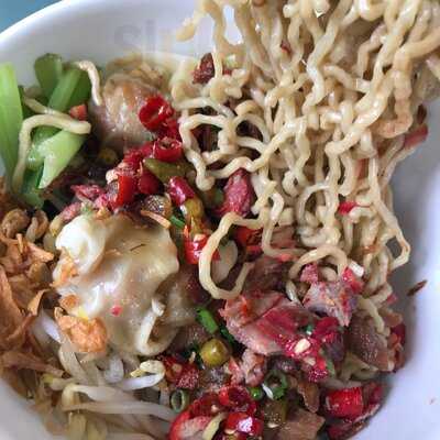 Mie Keriting Siantar "atek"