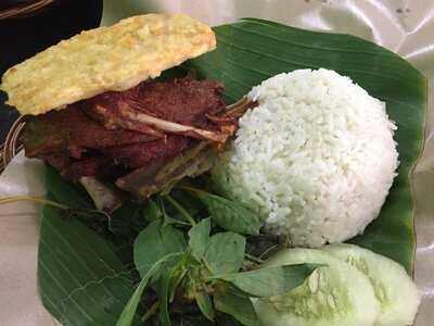 Bebek Goreng H. Slamet