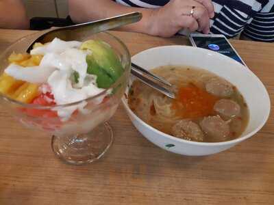 Bakso Lapangan Tembak Senayan