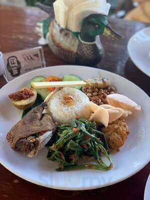 Bebek Bengil (dirty Duck Diner)