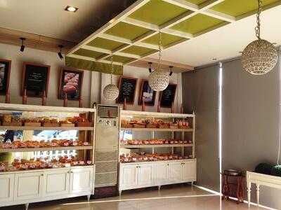 Bintaro Bakery & Cake