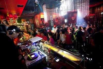 Beyond Cafe & Lounge