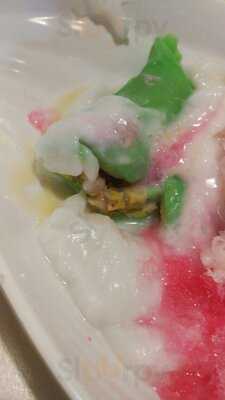 Kedai Es Pisang Ijo Pemuda