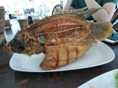 Rumah Makan Lembur Kuring