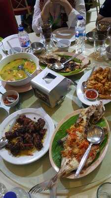 Istana Laut Seafood Restaurant