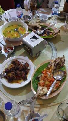 Istana Laut Seafood Restaurant