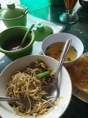 Mie Ayam Theresia