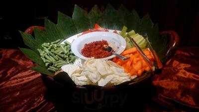 Padi Restaurant And Cafe