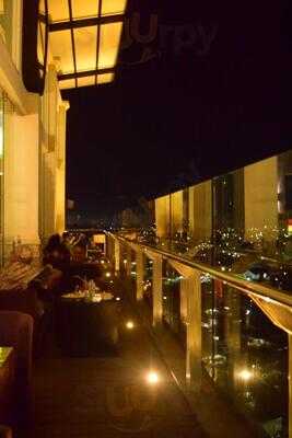 Sky Bar, Gran Senyiur Hotel