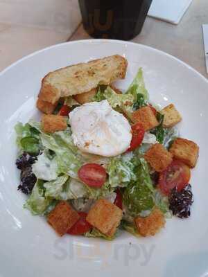 Gardin Bistro & Patisserie