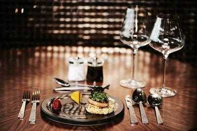 The 18th Restaurant And Lounge